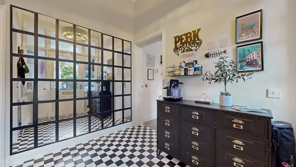 Additional image 26 of 2 bed flat for saleMain Door, Kelvinside Gardens, North Kelvinside G20