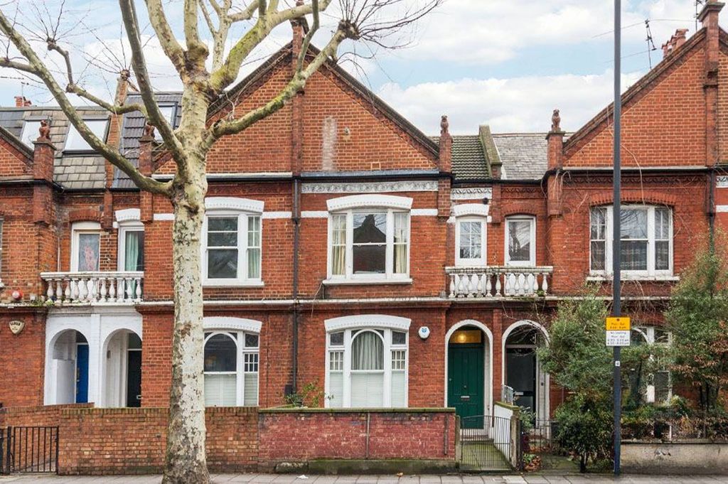 Property photo 1 of 21