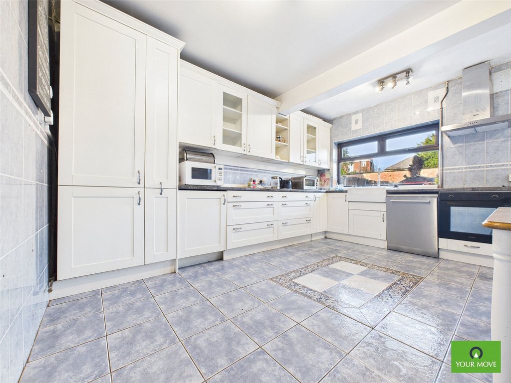 Property photo 3 of 21 Picture No. 02