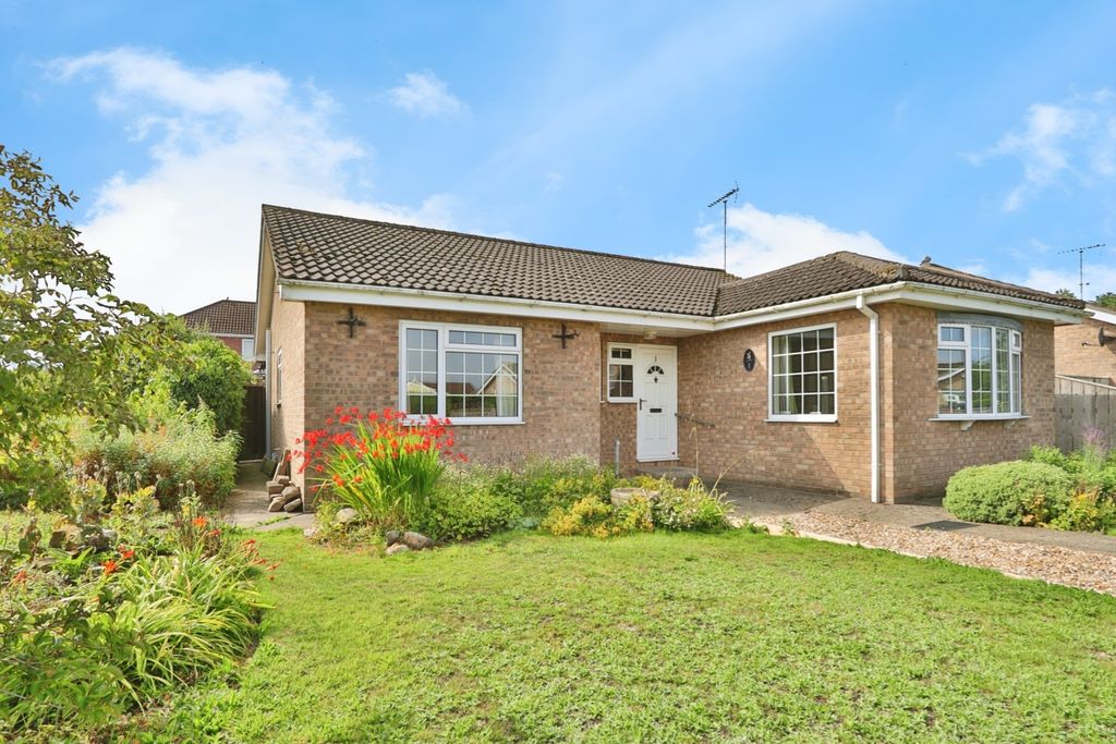Property photo 1 of 15 4227841