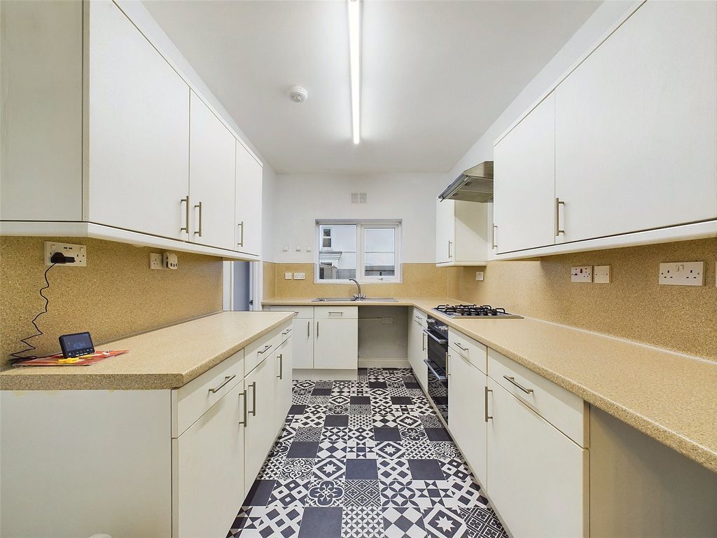 Property photo 1 of 9 Picture No. 04