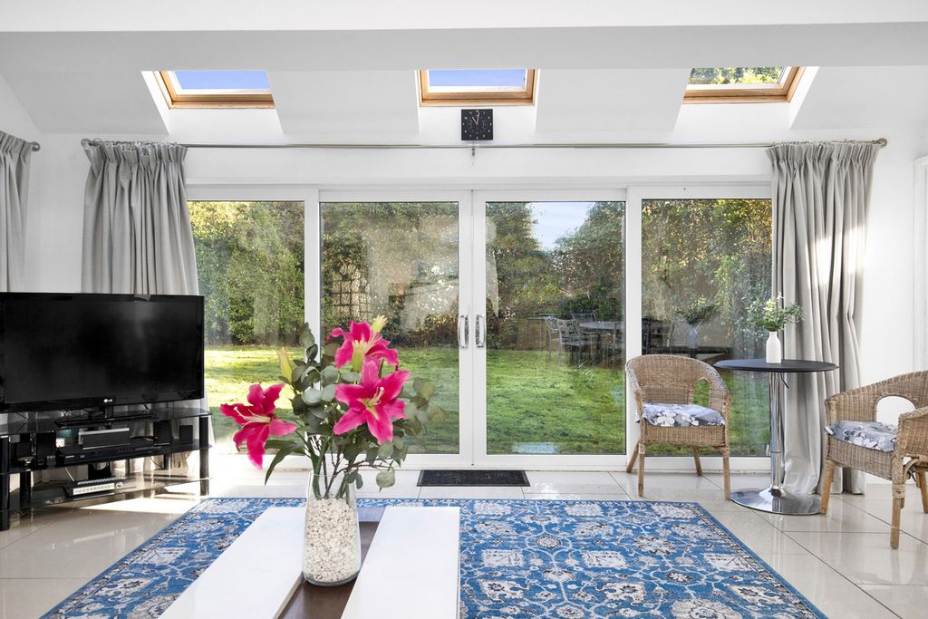 Property photo 1 of 22