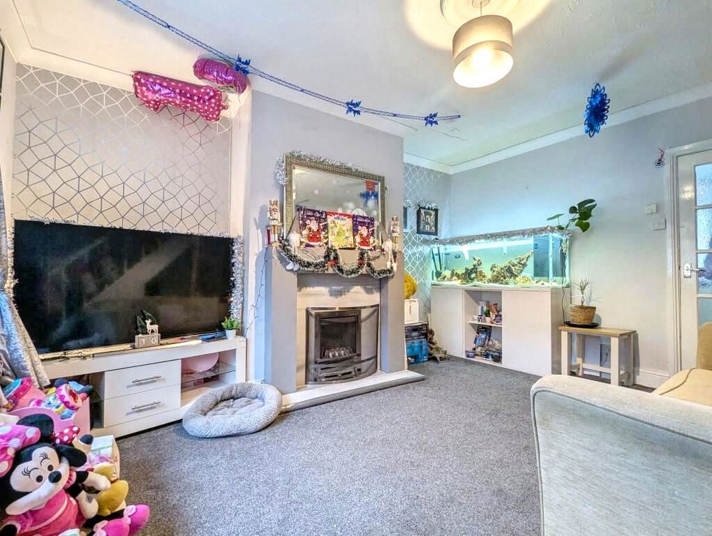 Property photo 2 of 5