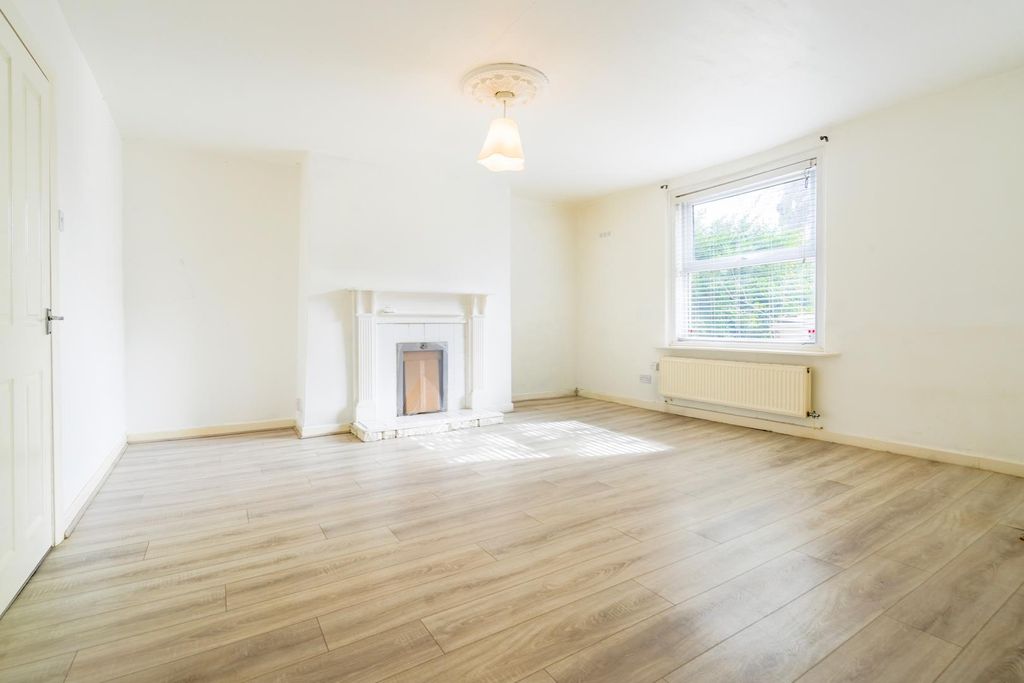 Property photo 2 of 8 Living Room