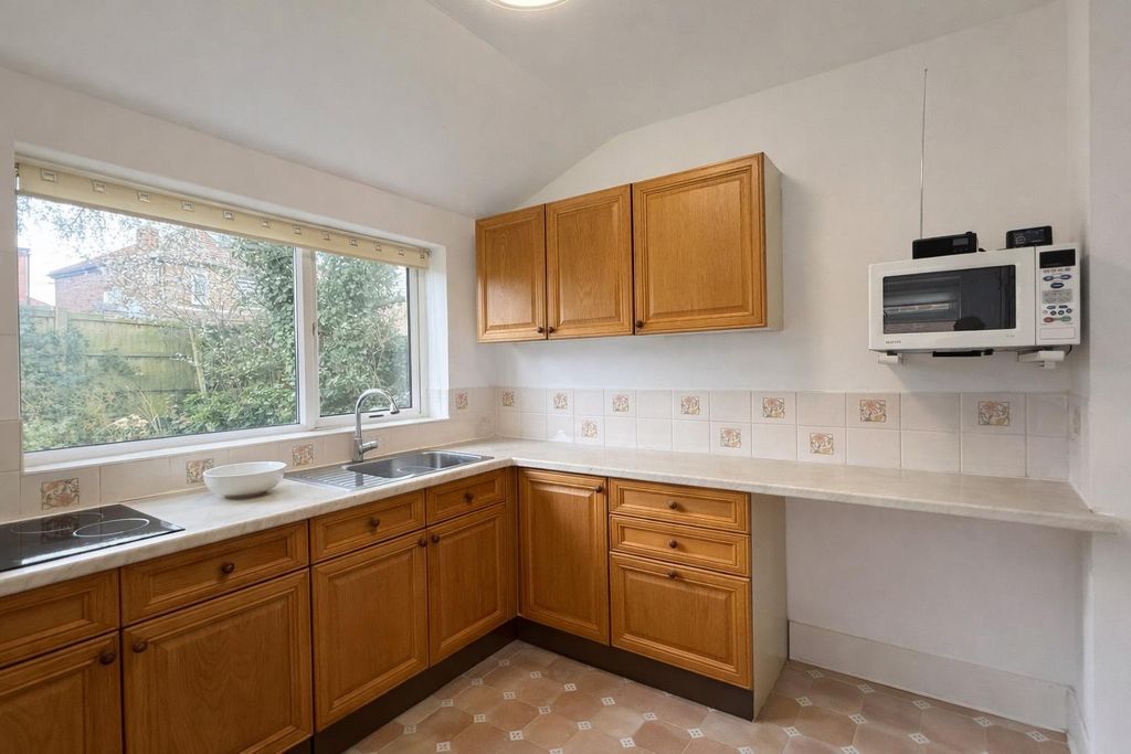 Property photo 3 of 11 4Ab4F01d-00Ef-4d13-A0Cb-352357B03Eee.Png