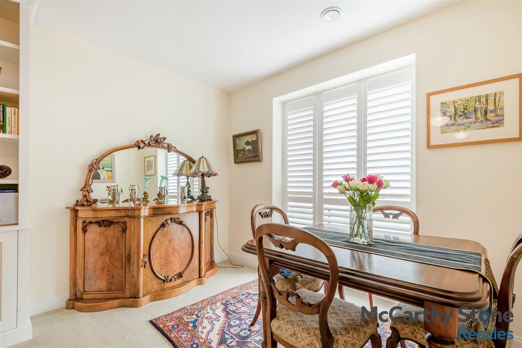 Property photo 3 of 20 8680090-Interior15.Jpg