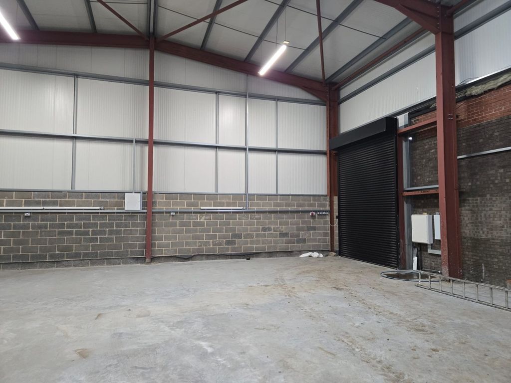 Property photo 3 of 5