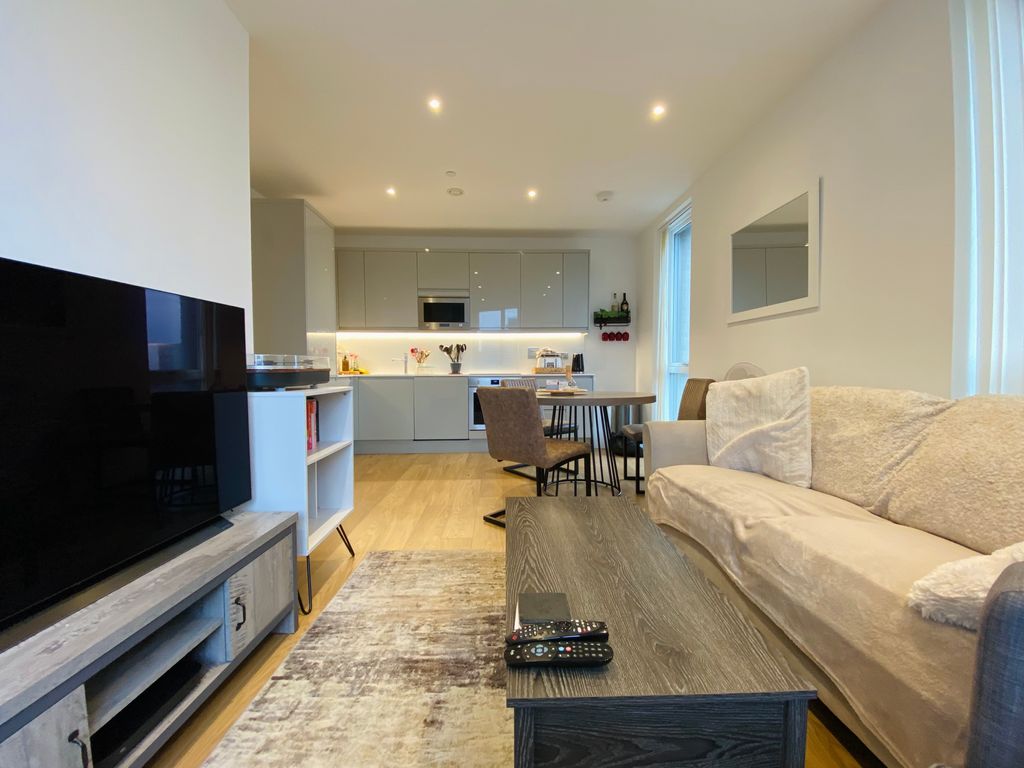 Property photo 3 of 12