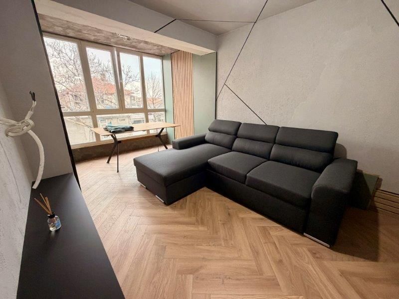 Property photo 2 of 8