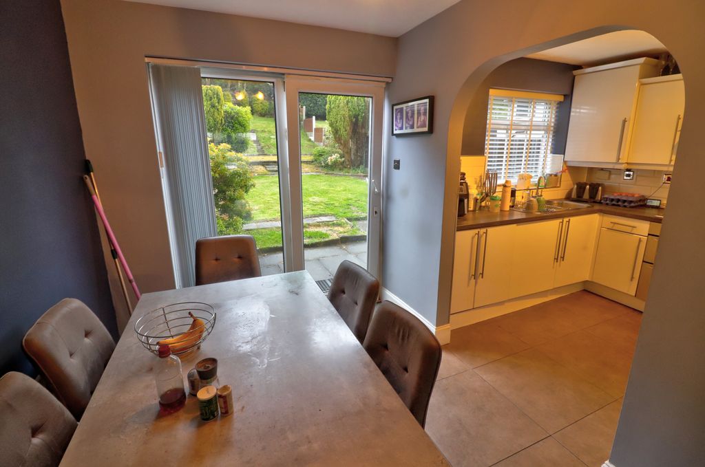 Property photo 3 of 12 Dining Room