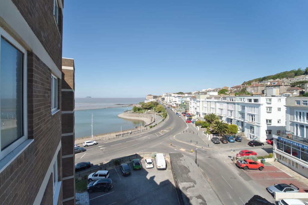 Property photo 1 of 25 2Â Bedroom Flat For Sale