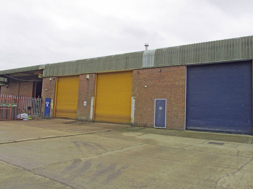 Property photo 1 of 3 Unit 3, Heathfield