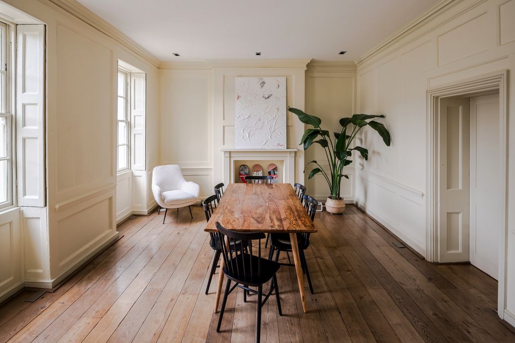 Property photo 1 of 18 334184 - 3 16 Charles Square-1.Jpeg