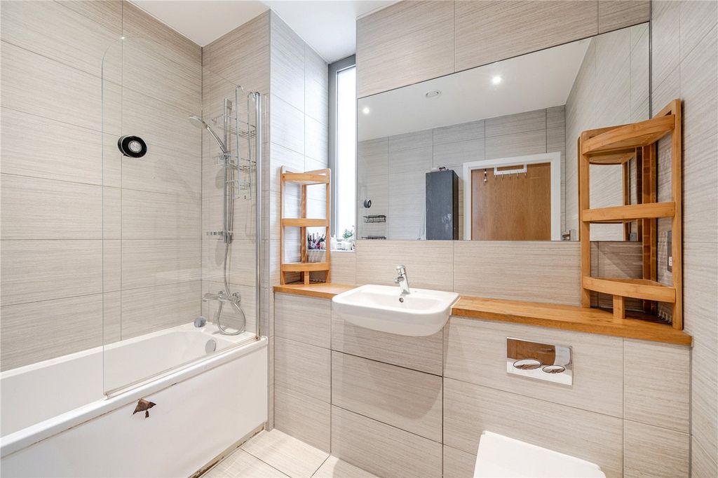 Property photo 2 of 20 Picture No. 05