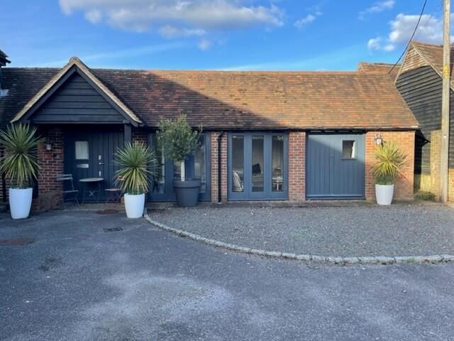 Property photo 1 of 12 Front (Exterior)