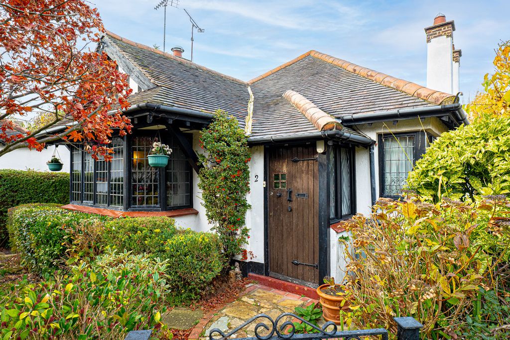 Property photo 1 of 25