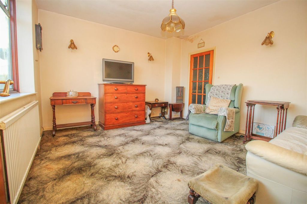 Property photo 3 of 12 Img_8510.Jpg