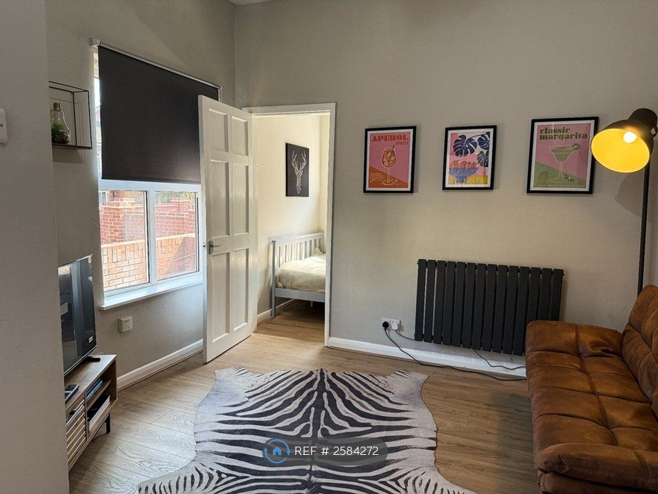 Property photo 3 of 25