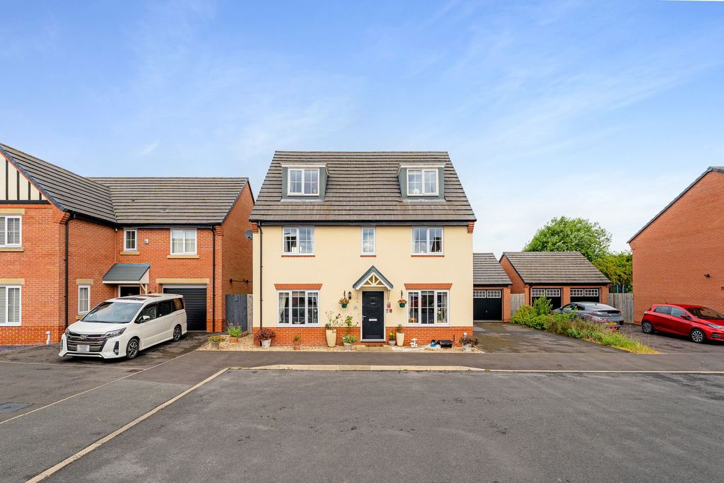 Property photo 1 of 38