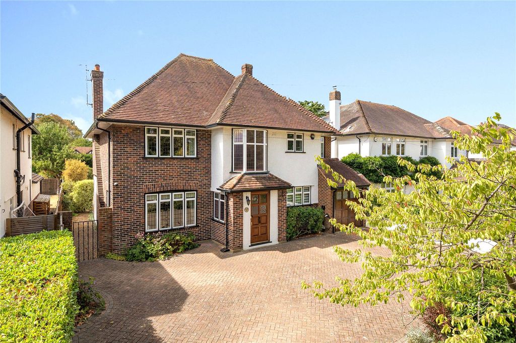 Property photo 1 of 20 Picture No. 02