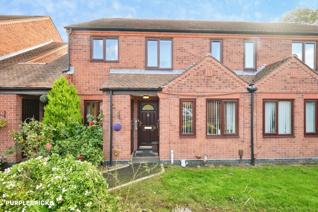 Property photo 2 of 17