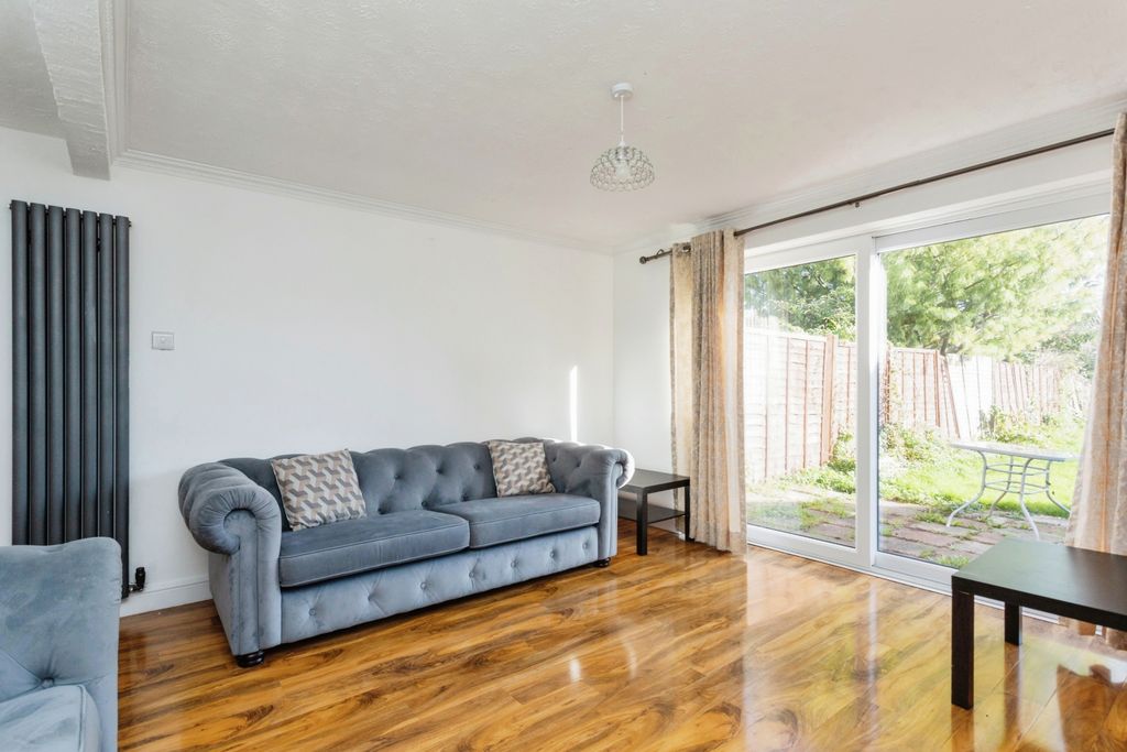 Property photo 3 of 15 Photography