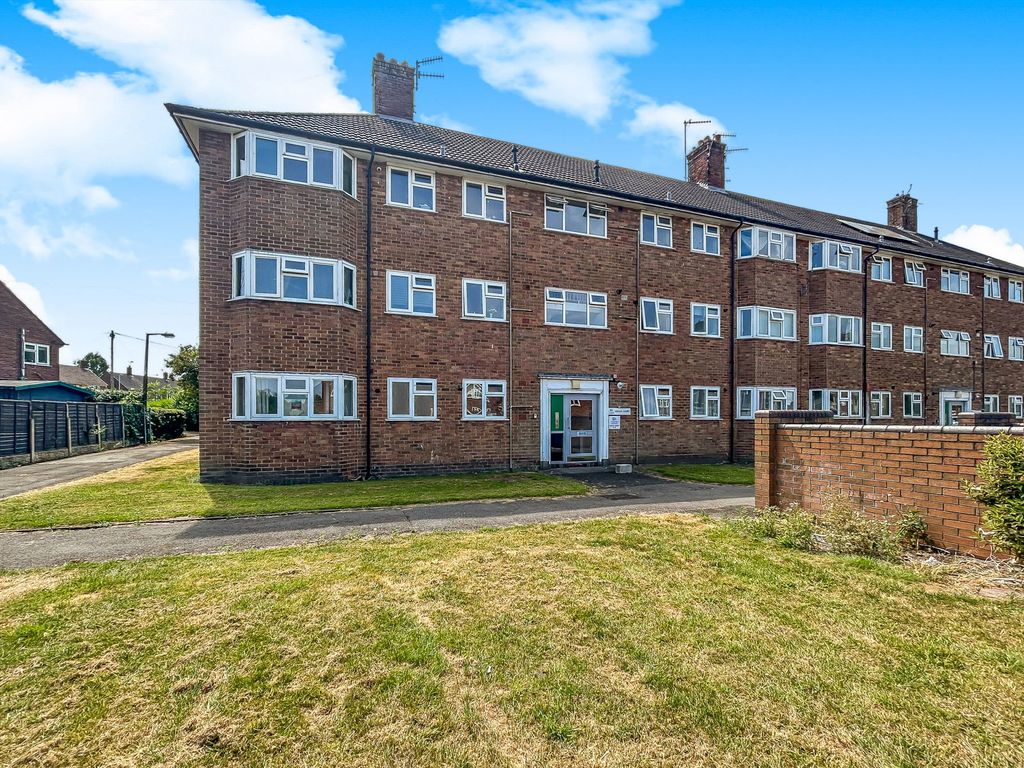Property photo 1 of 12
