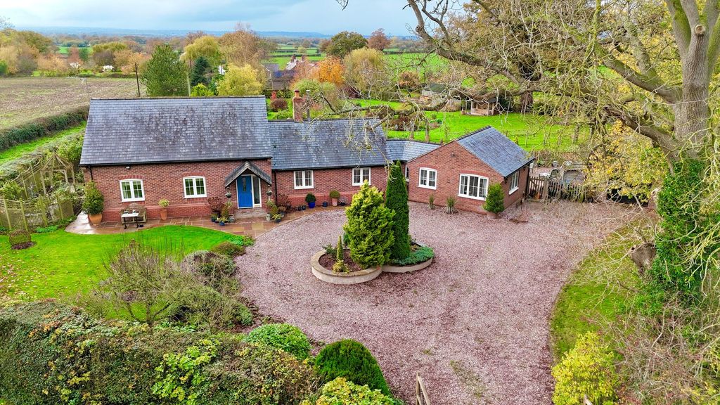 Property photo 1 of 41