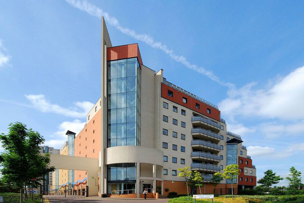 Property photo 2 of 9