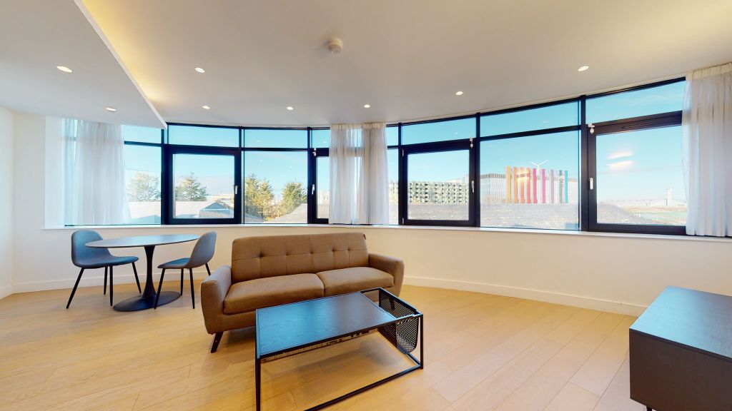 Property photo 1 of 15 Living Room