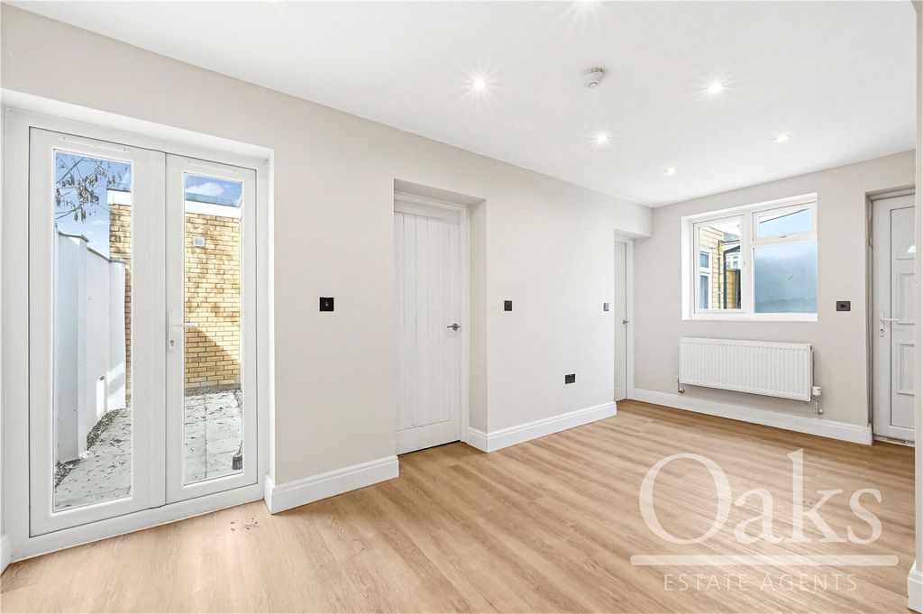 Property photo 2 of 9 Picture No. 07