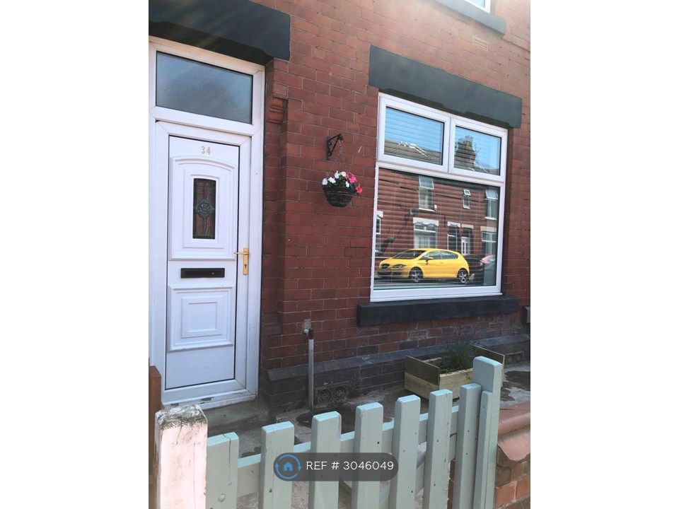 Property photo 2 of 25