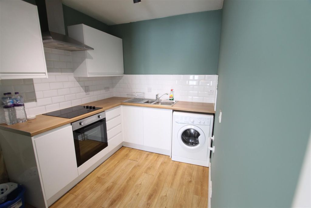 Property photo 3 of 10 Img_0689.Jpg
