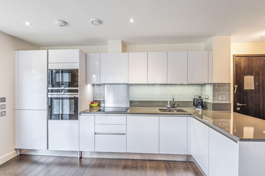 Property photo 3 of 10 3.Jpg