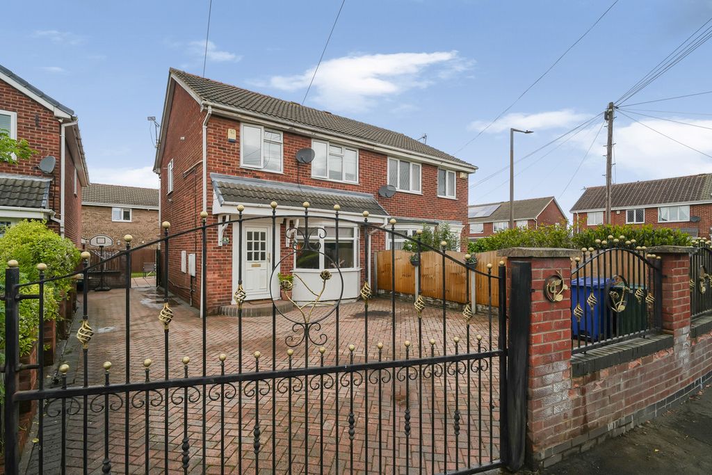 Property photo 1 of 10