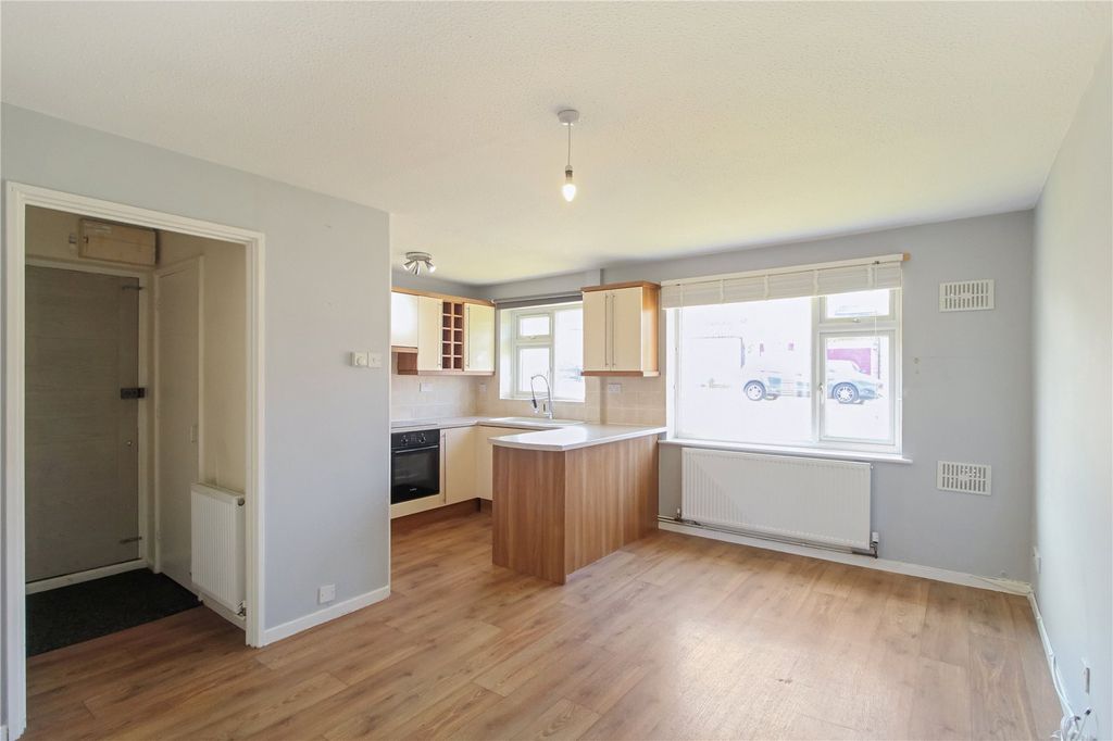 Property photo 2 of 12 Picture No. 06