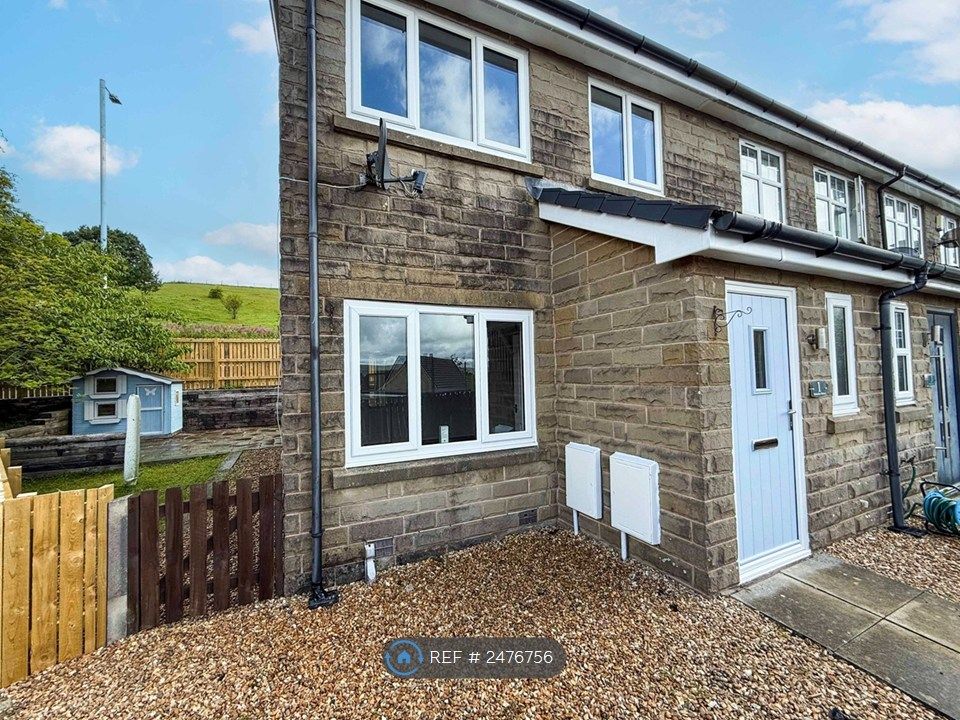 Property photo 1 of 32