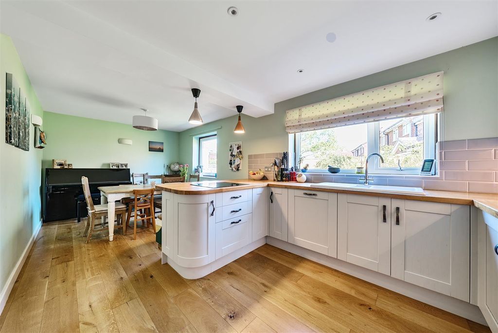 Property photo 2 of 18 1285215 (11).Jpg