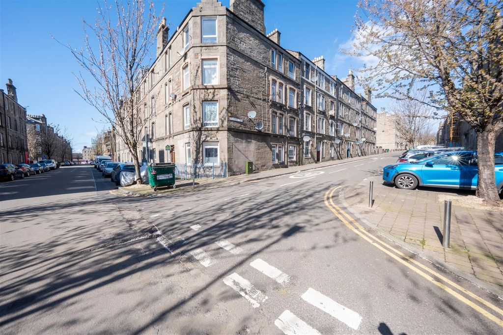 Property photo 1 of 13 Dsc02557-Hdr.Jpg