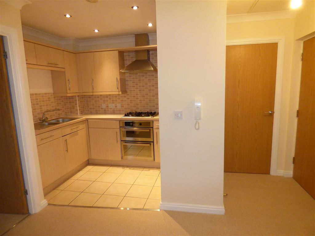 Property photo 2 of 6 P1030179.Jpg