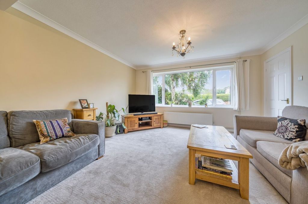 Property photo 3 of 22