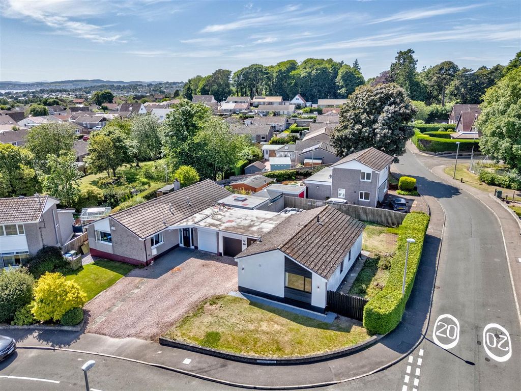 Property photo 2 of 22 29 Cortachy Circle Monifieth-23.Jpg