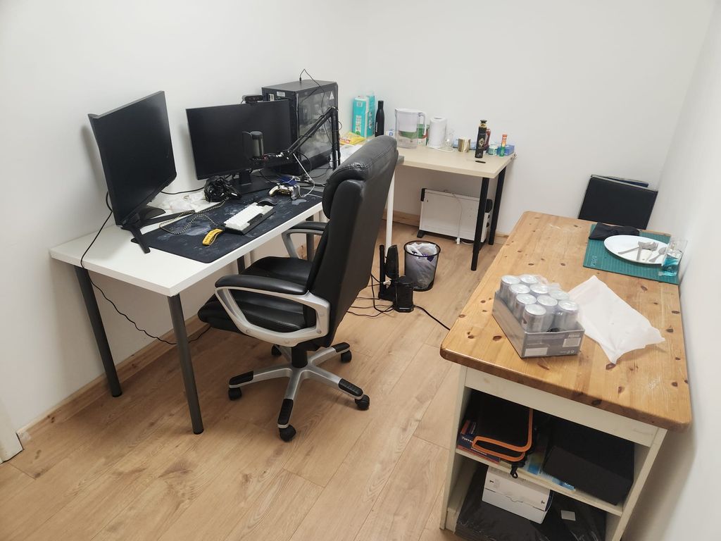 Property photo 1 of 6