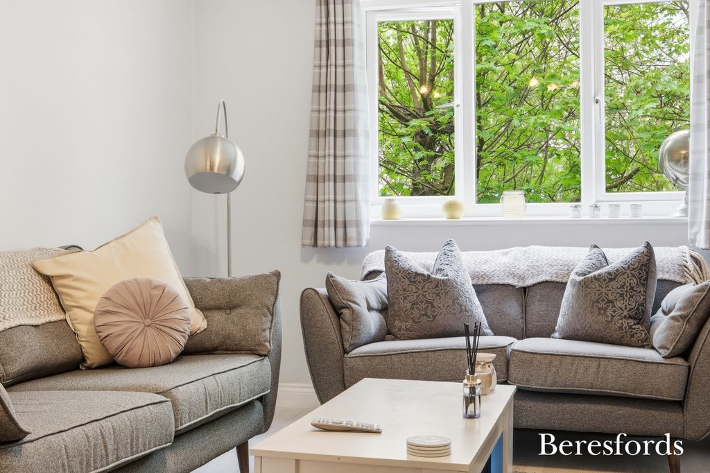 Property photo 3 of 12 Picture No. 01