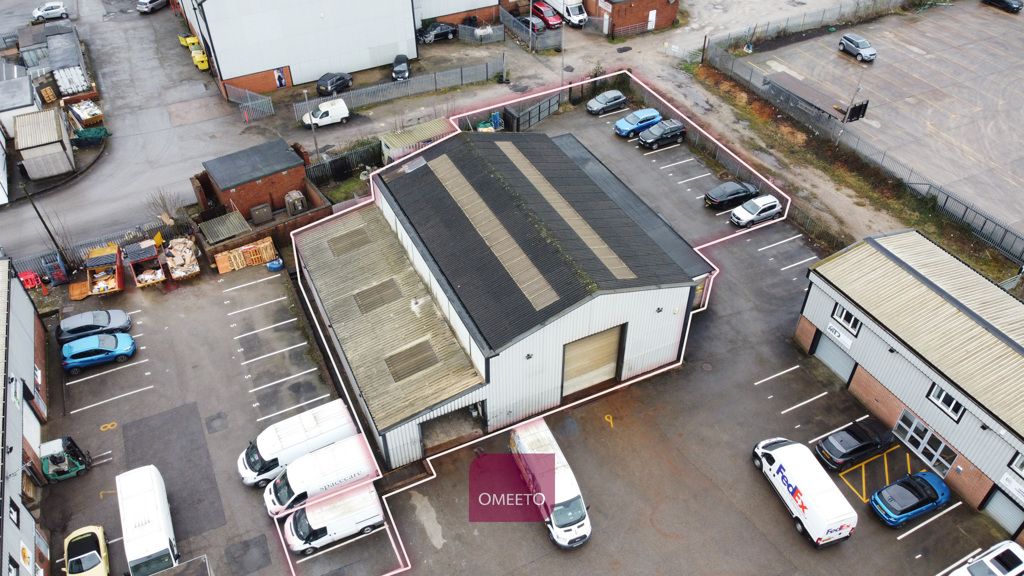 Property photo 2 of 9 Unit To Let