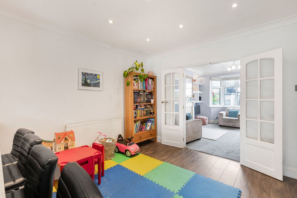 Property photo 3 of 15 Reception Room