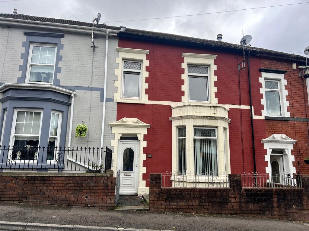 Property photo 1 of 11 Picture No. 01