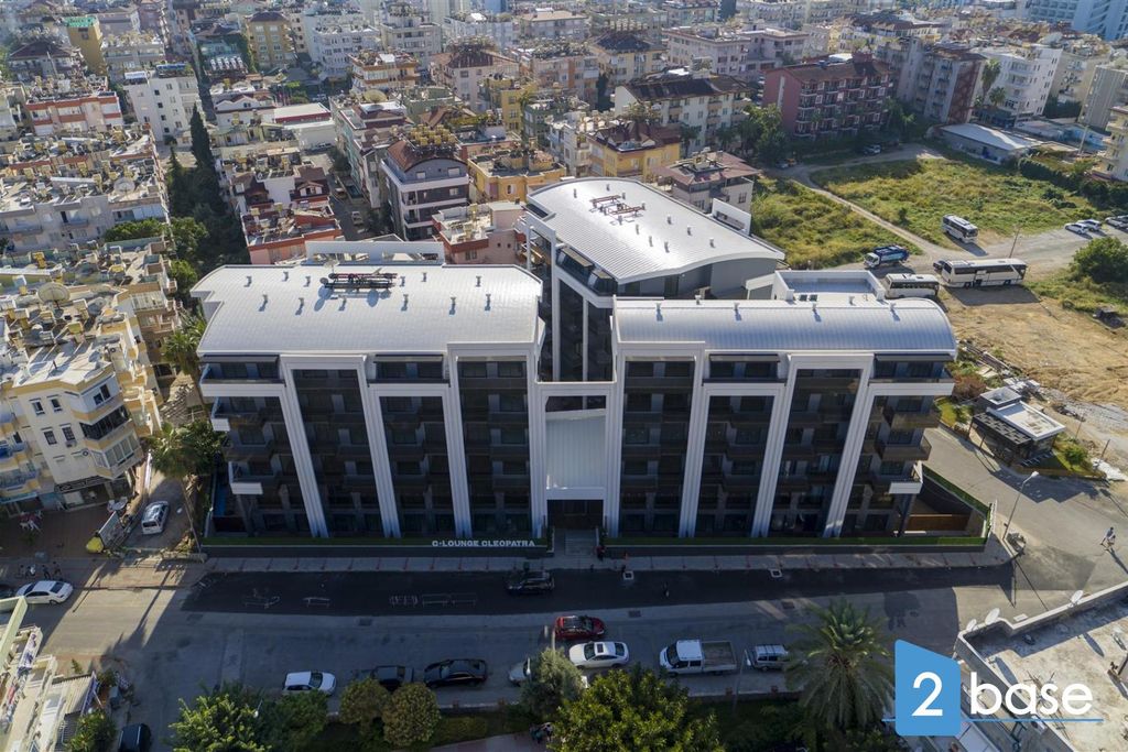 Property photo 2 of 47