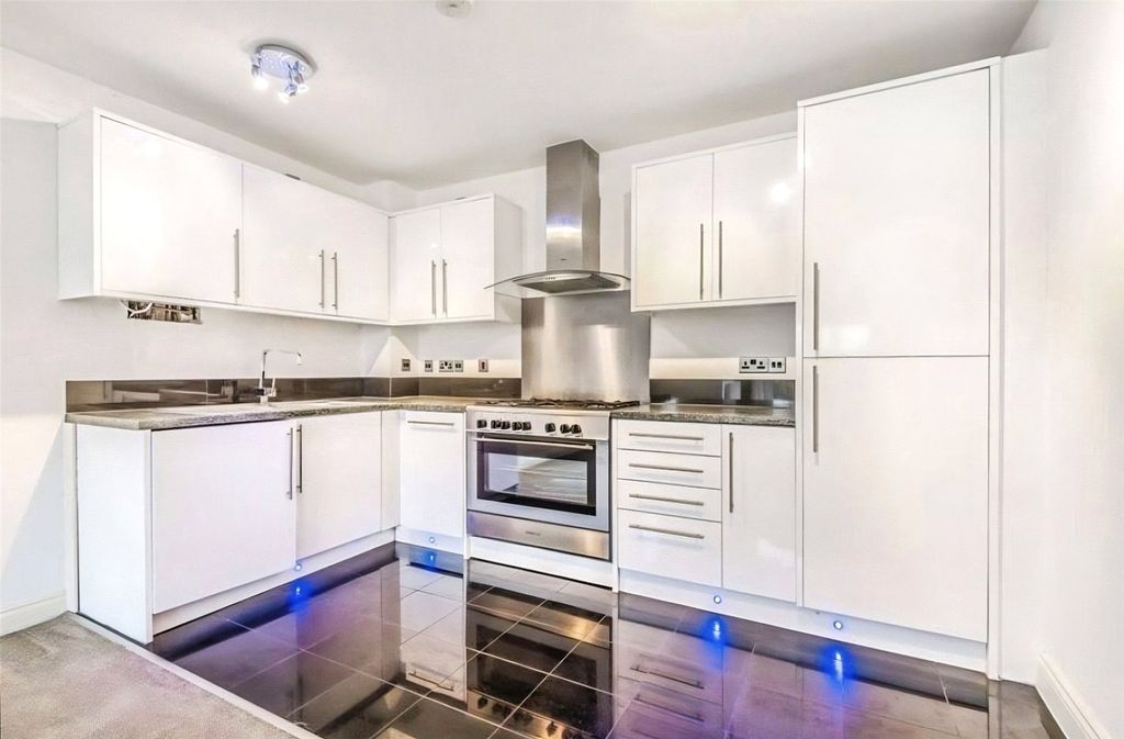 Property photo 2 of 8 Picture No. 04