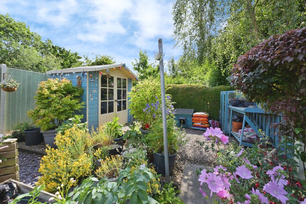 Property photo 2 of 16